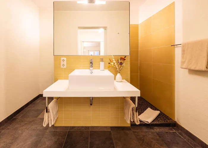 Senhalser Hoefe * Senheim