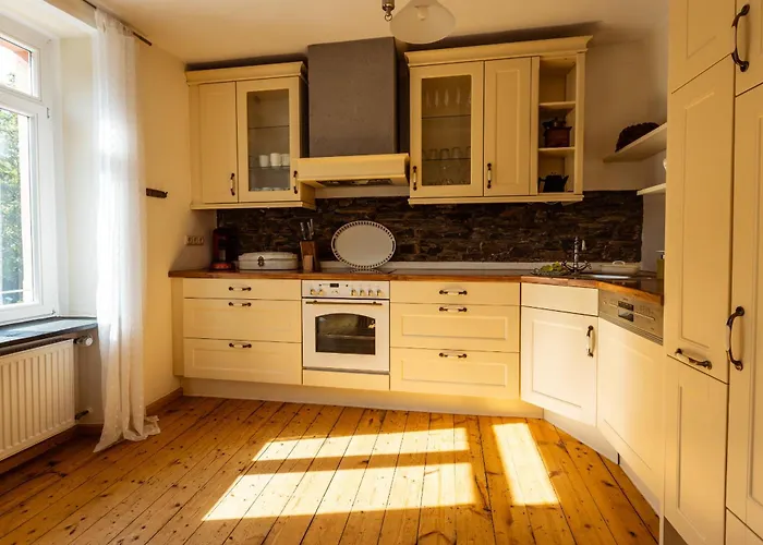 Senhalser Hoefe * 森海姆